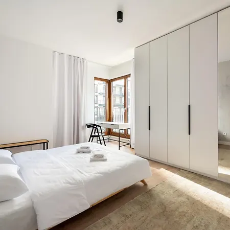 Apartman Mokotow Postepu Chic By Bookinghost