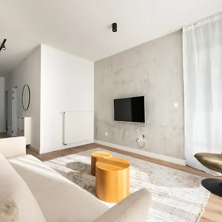 Mokotow Postepu Chic By Bookinghost *